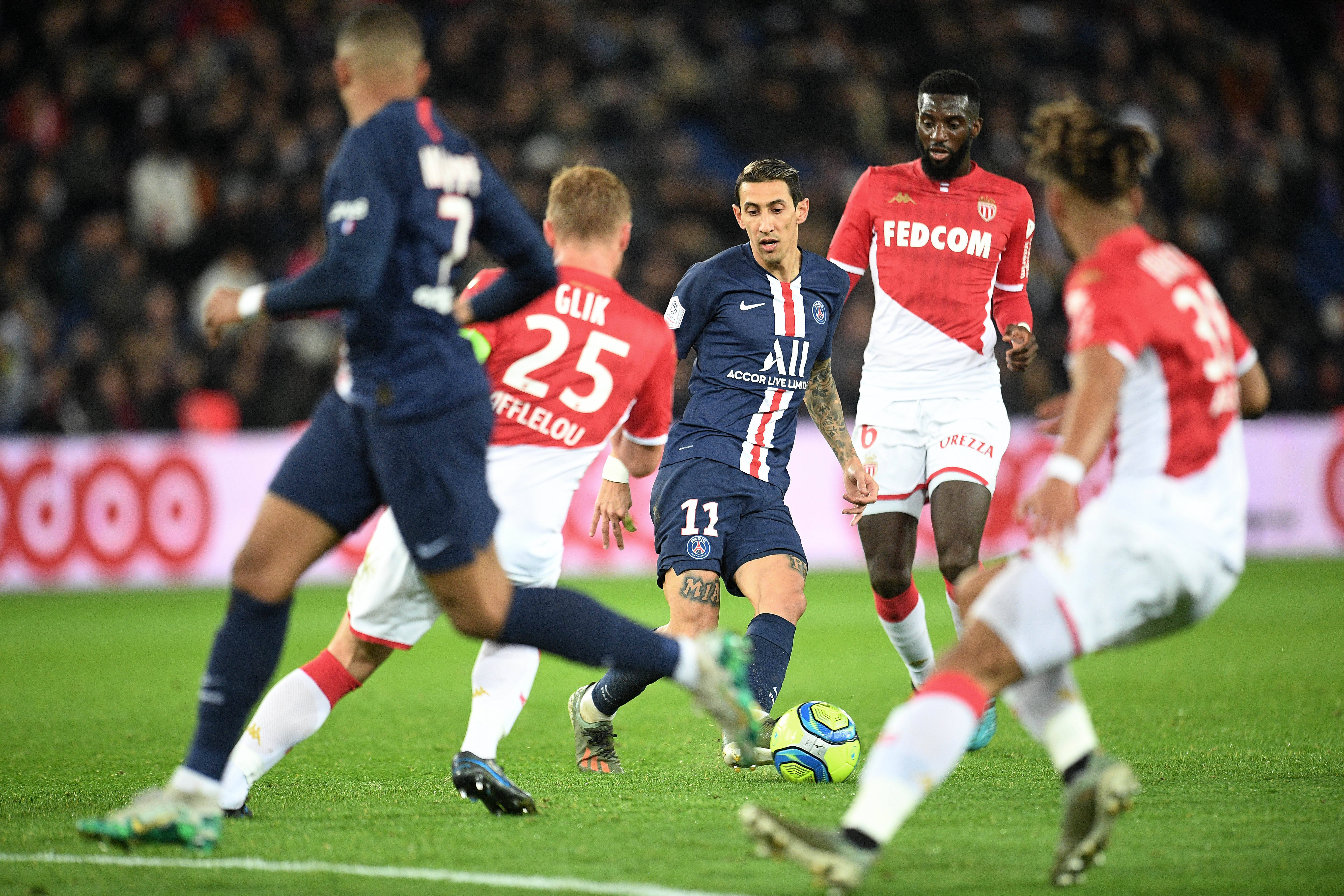 集结日体能课后，曼城强势反弹备战法甲，话题不断，训练强度明显提升的简单介绍